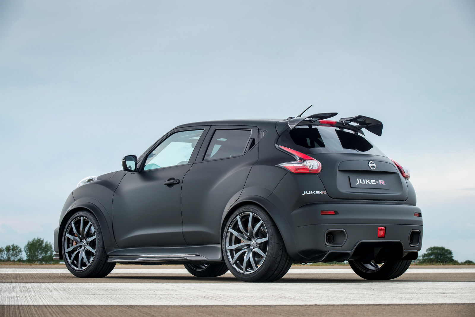 Nissan Juke-R 2.0 Concept