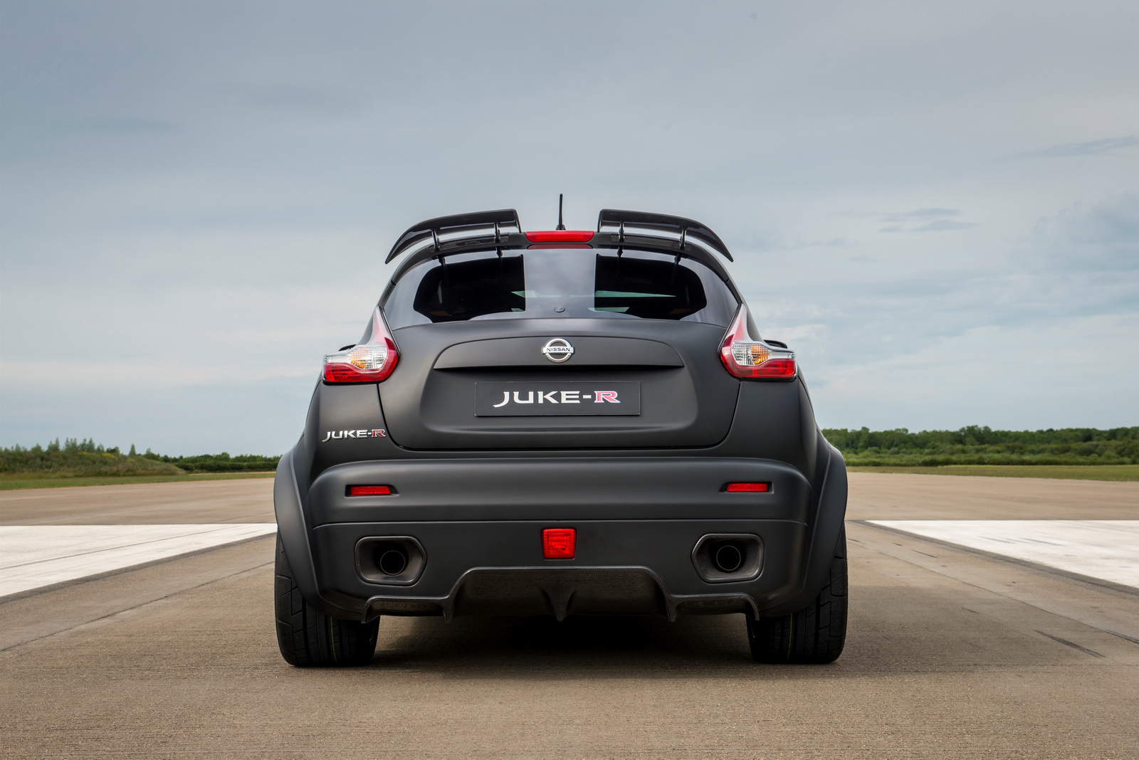 Nissan Juke-R 2.0 Concept