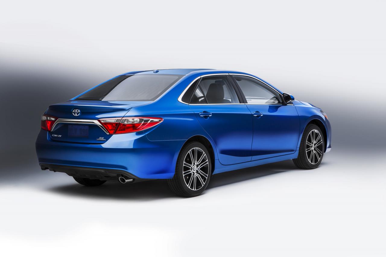 2015 Toyota Camry special edition