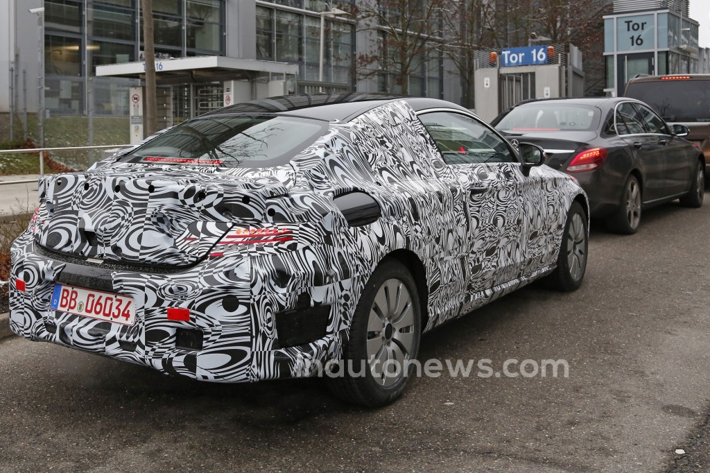 Mercedes-Benz C-Class Coupe Spy Shot