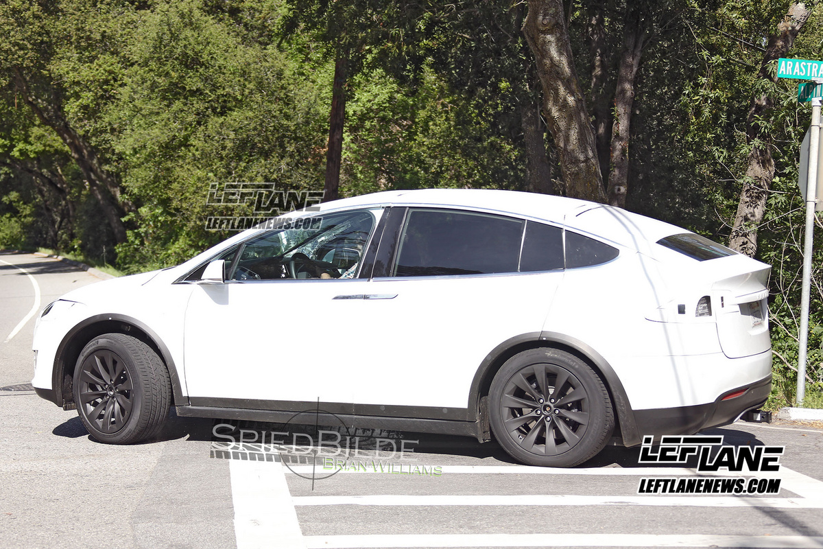 Tesla Model Spy Shot