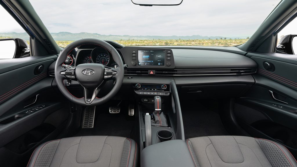 2021 Hyundai Elantra N Line Interior (17)