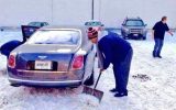 NBA Star Derrick Rose and his car Bentley