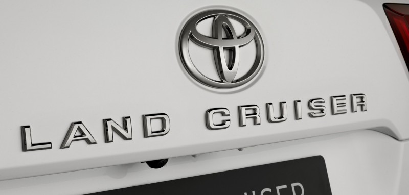 2022 Toyota Land Cruiser 300 Series 10