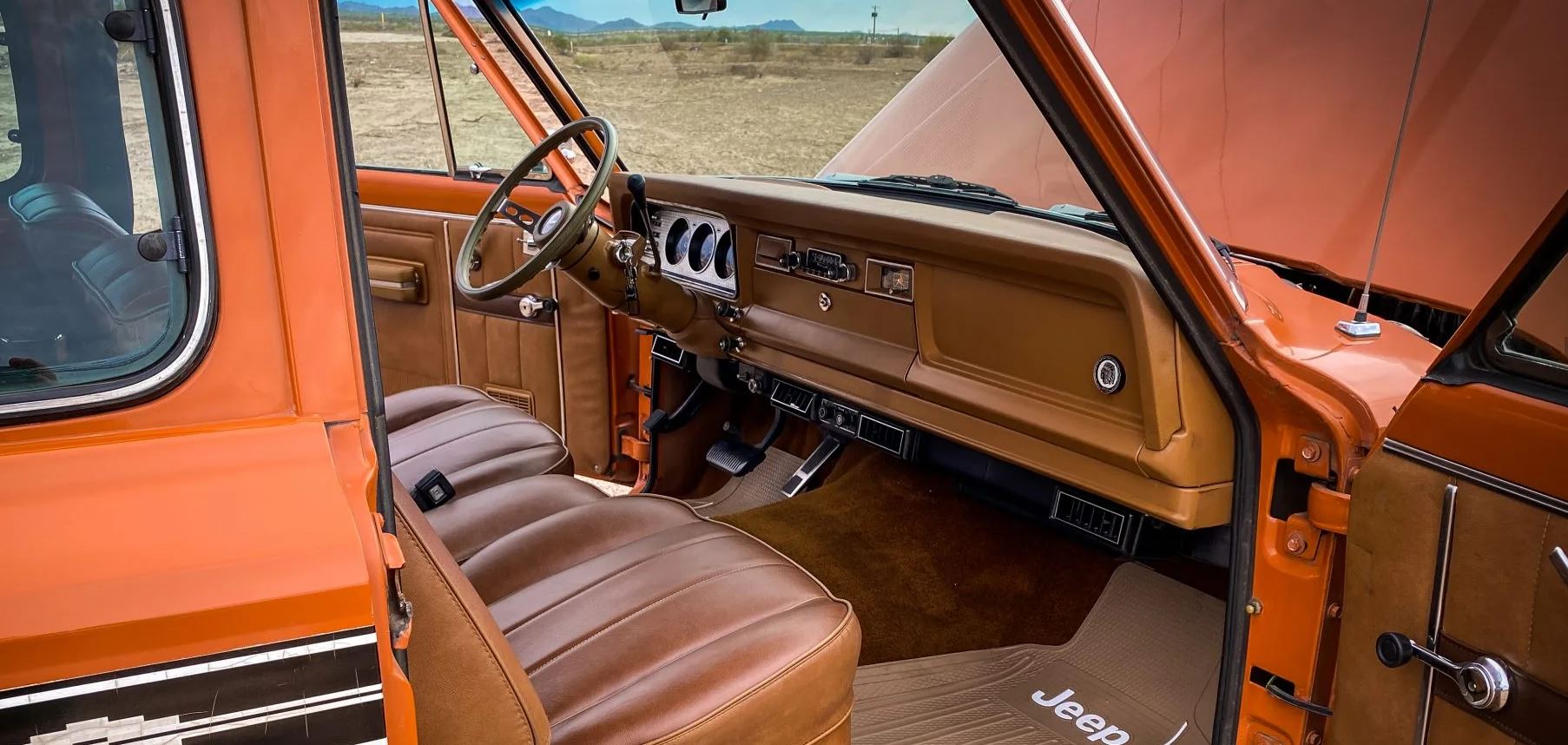 1974 83 Jeep Cherokee Interior 2