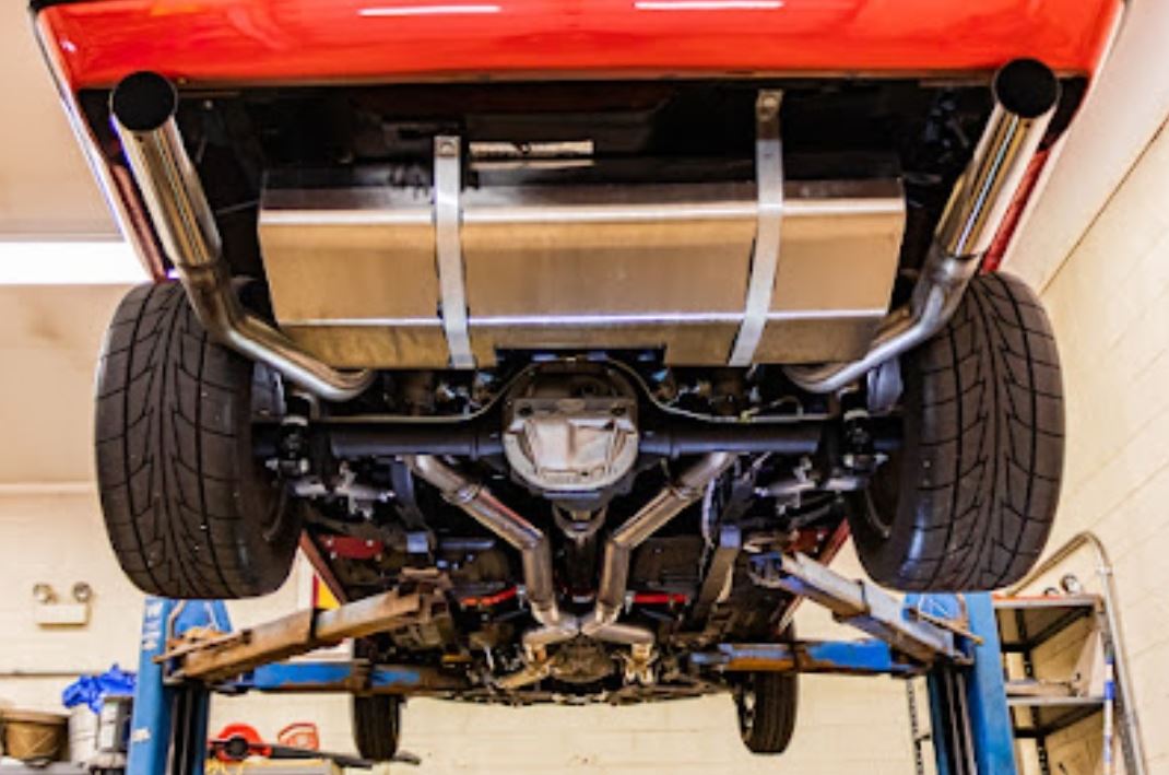 1979 1993 Ford Mustang Under Car
