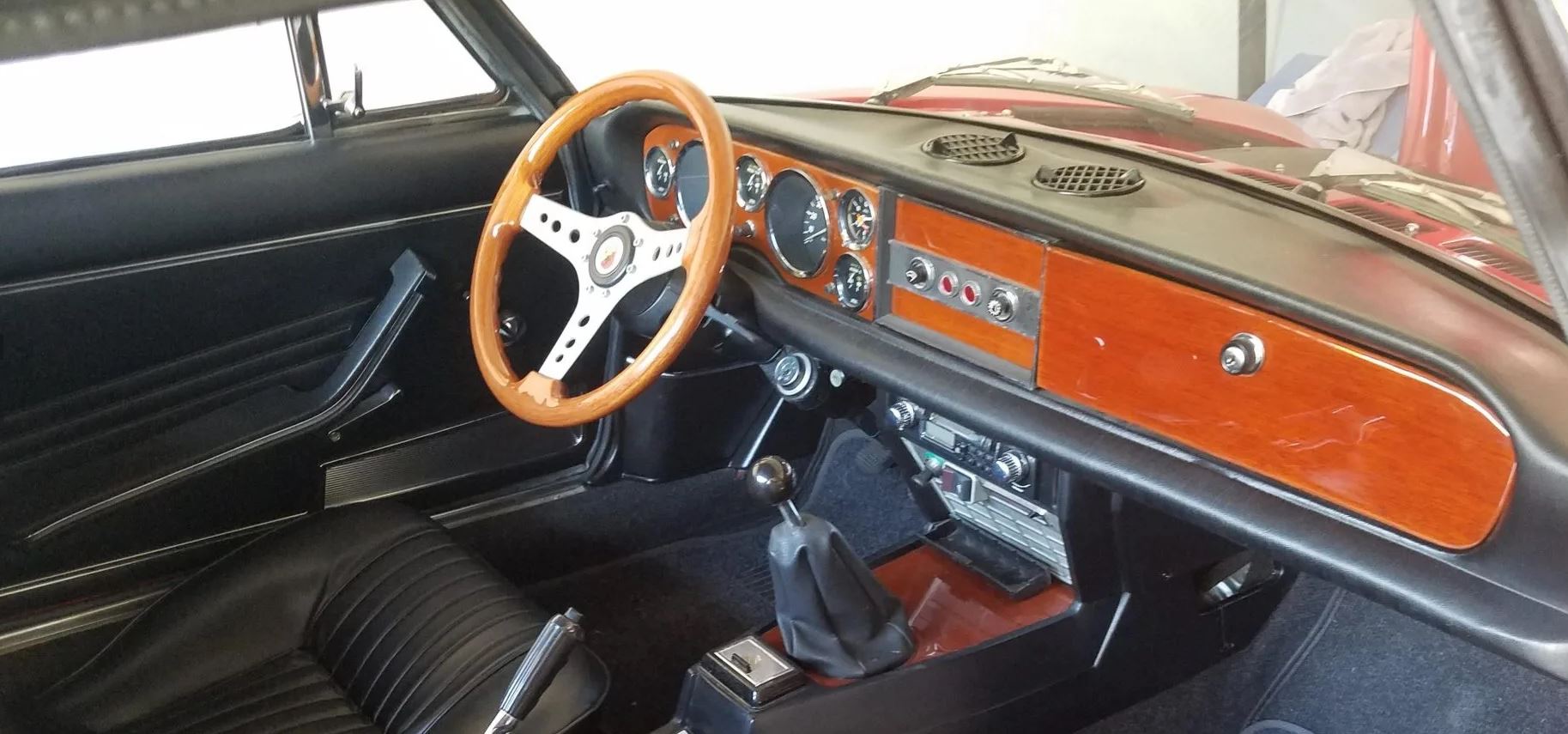 1979 82 Fiat 124 Spider Interior 4
