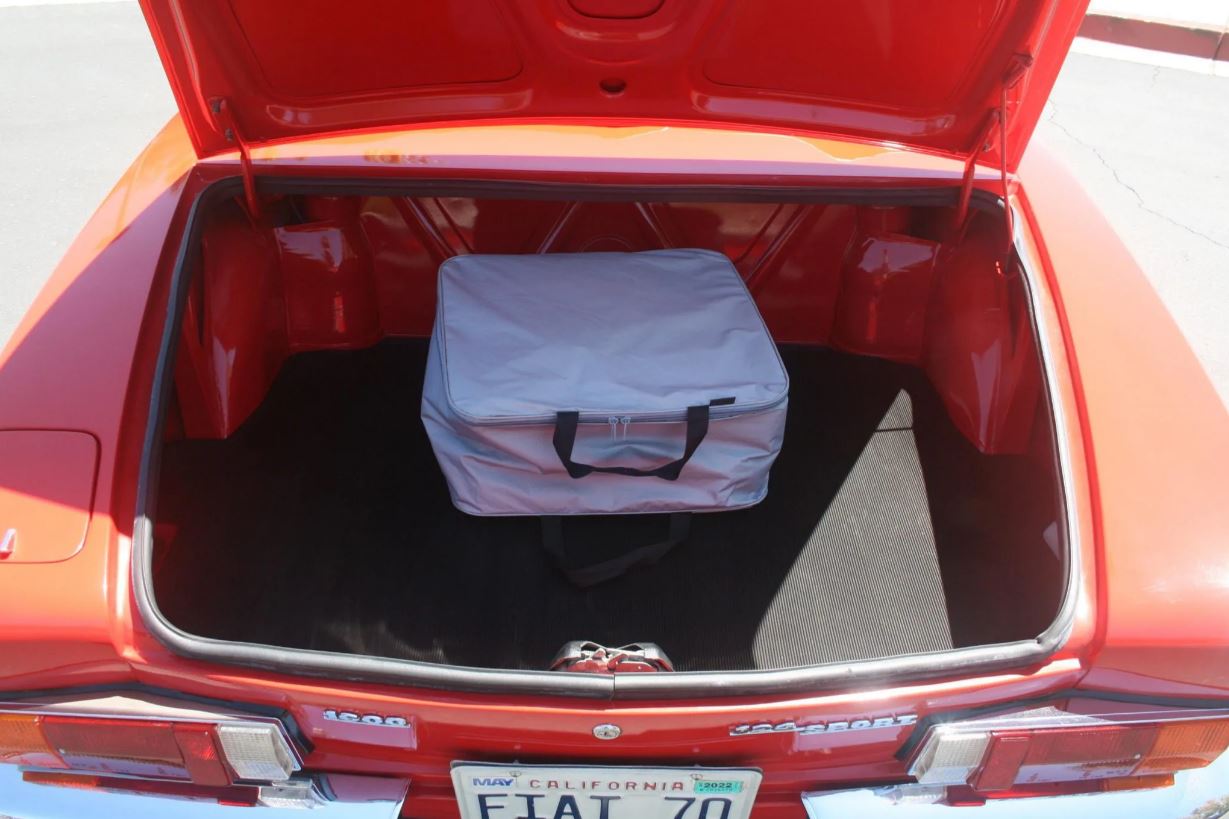 1979 82 Fiat 124 Spider Trunk Space