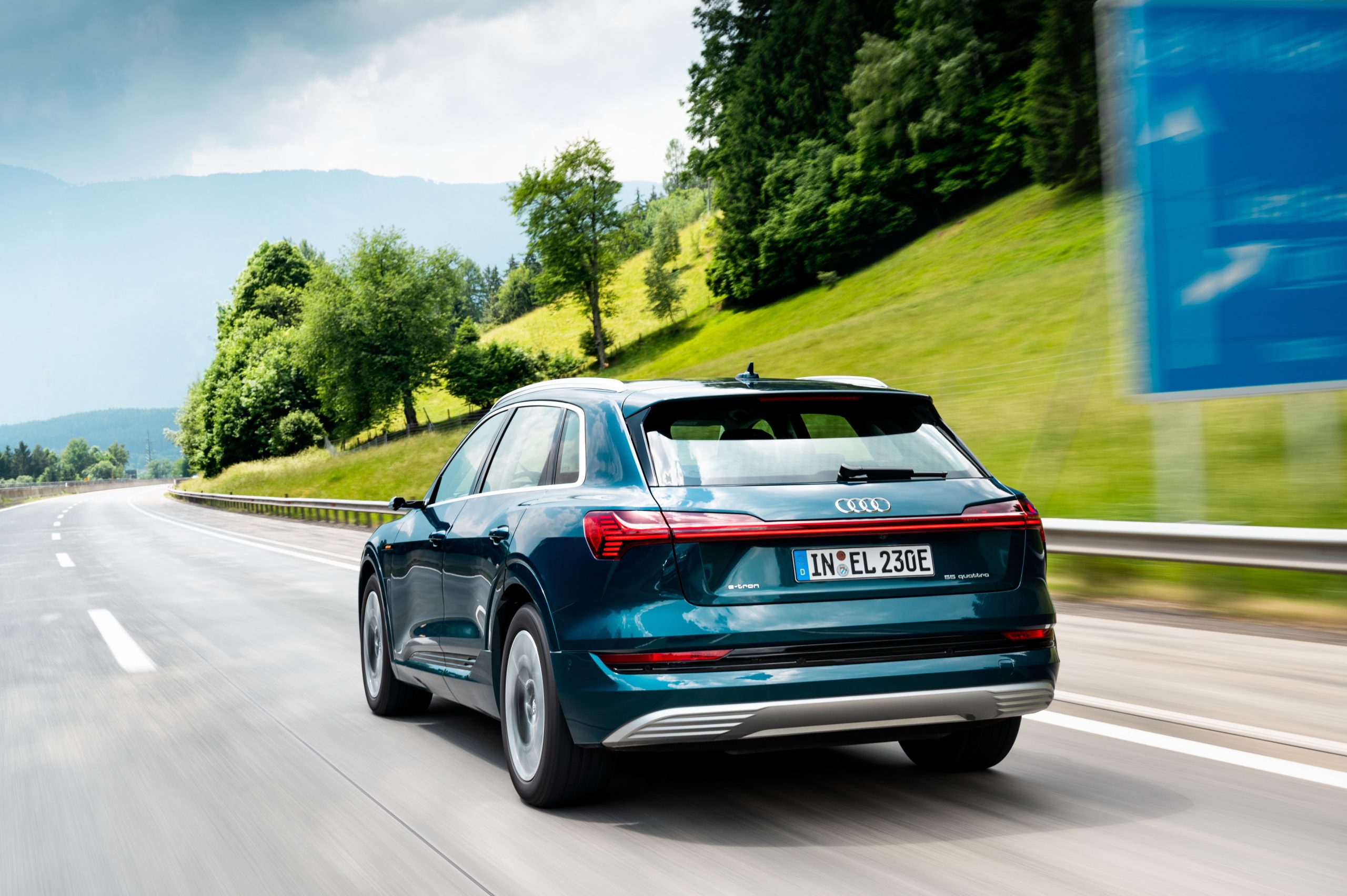 Audi E Tron Цена