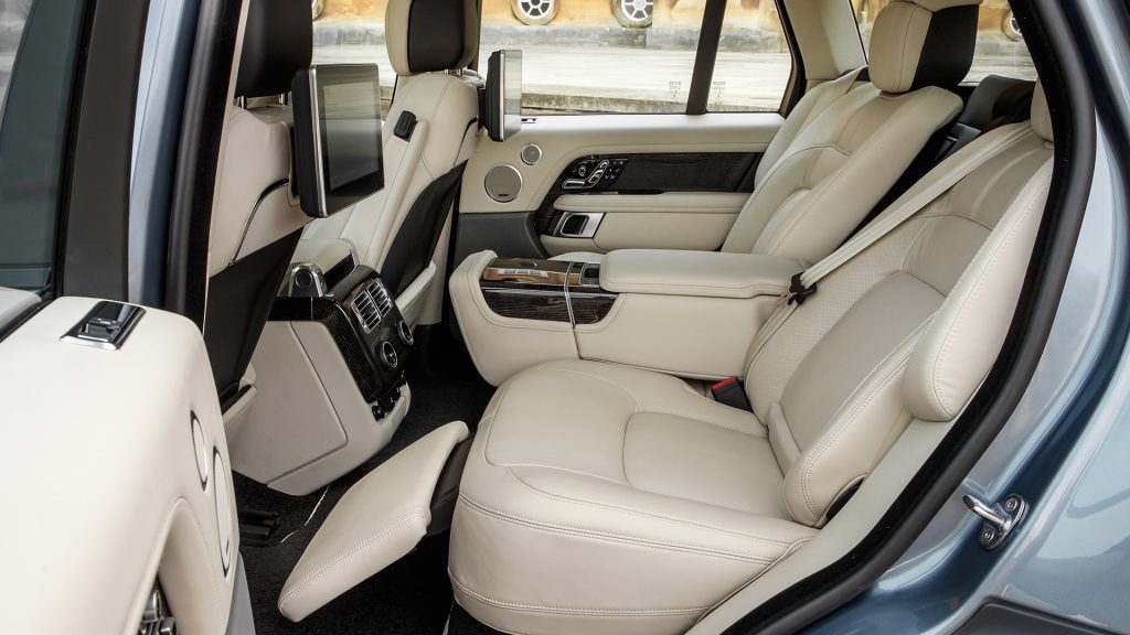 Range Rover Sport P400e Interior 3
