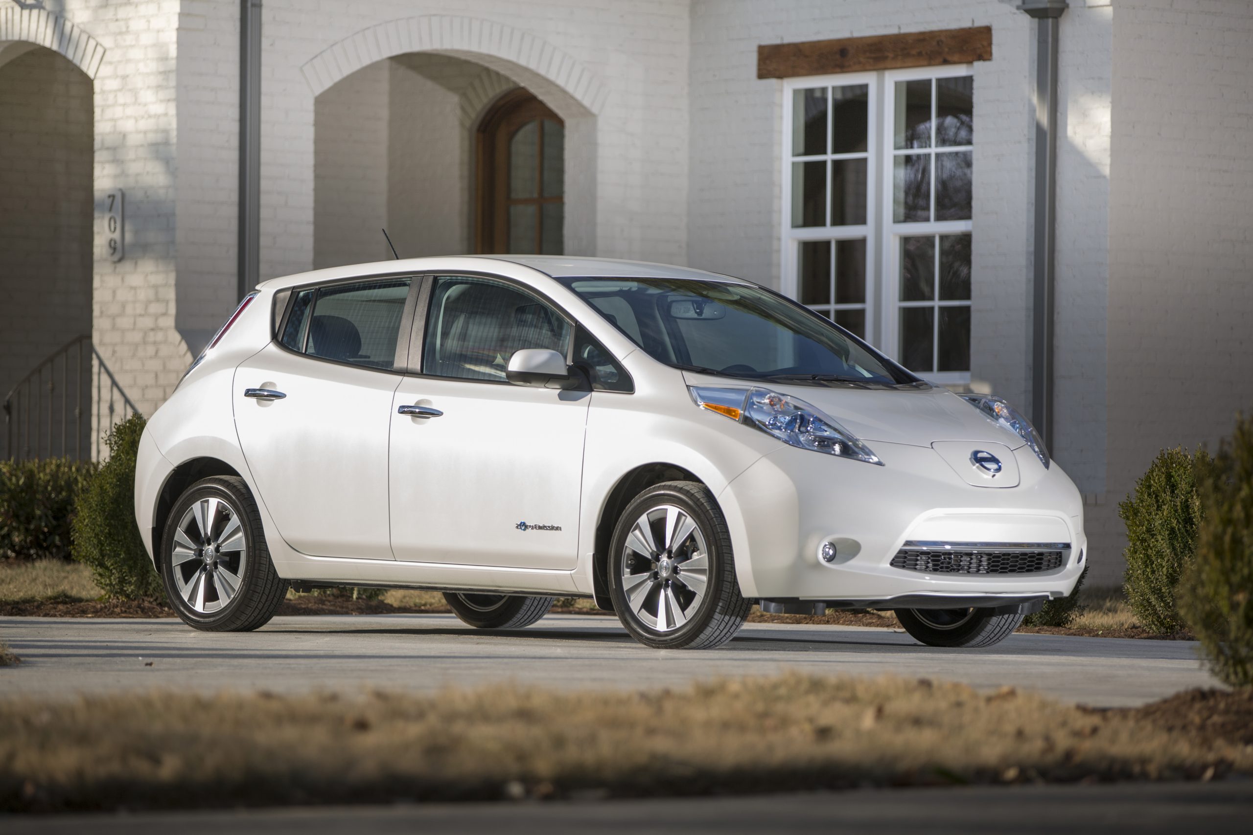 2015 Nissan Leaf Electric Car 9