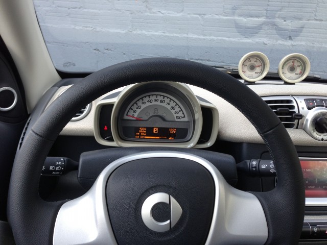 2015 Smart Fortwo Electric Interior 3