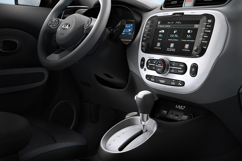 2016 Kia Soul EV Electric Interior 4