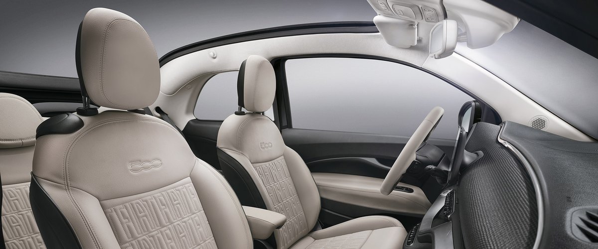 2017 Fiat 500e Electric Interior 6