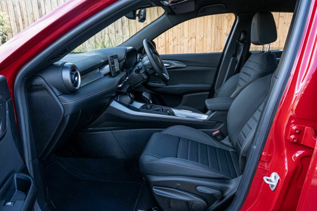 2023 Alfa Romeo Tonale Hybrid Ti 19 1