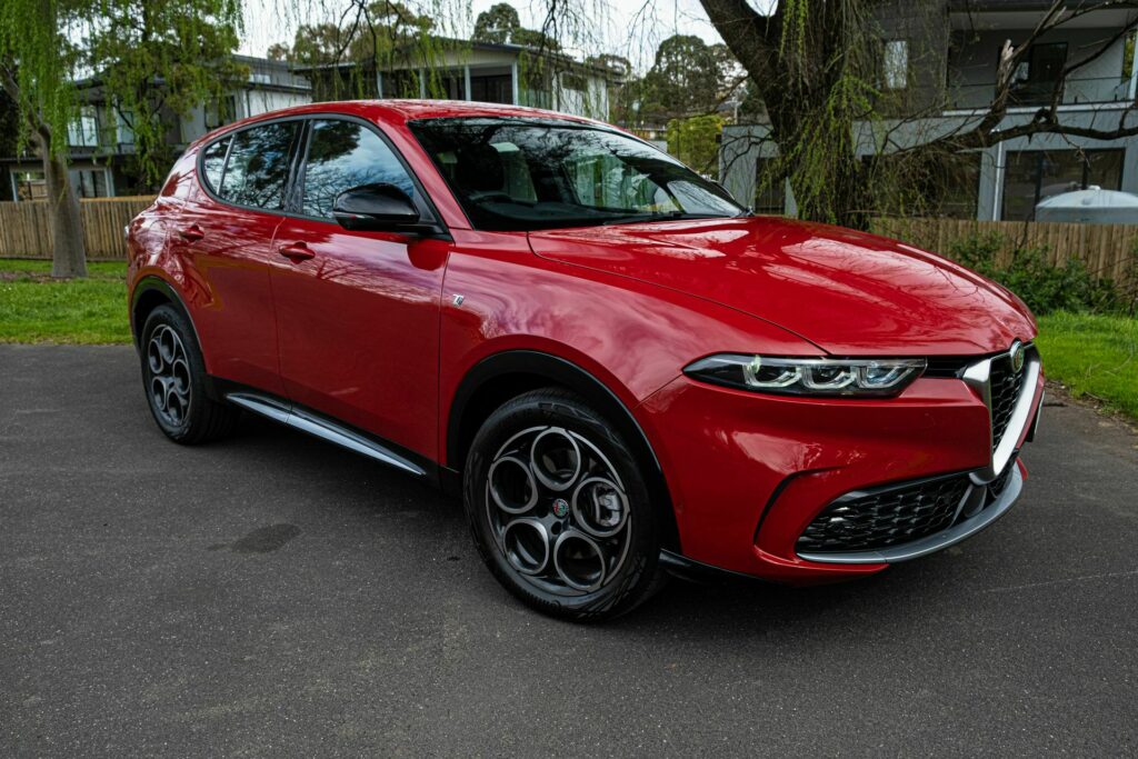 2023 Alfa Romeo Tonale Hybrid Ti 21