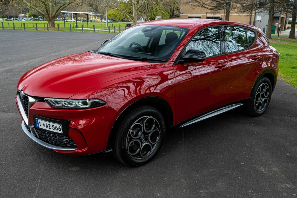 2023 Alfa Romeo Tonale Hybrid Ti 31
