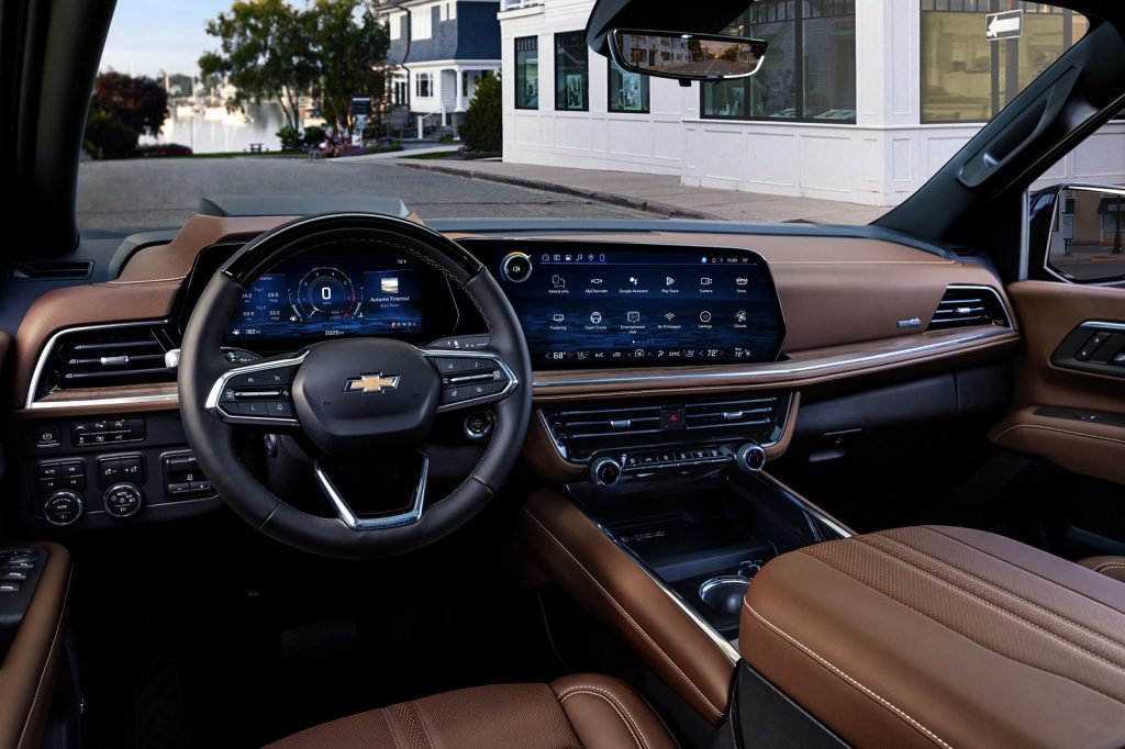 2025 Chevrolet Tahoe and Suburban Media Gallery 12