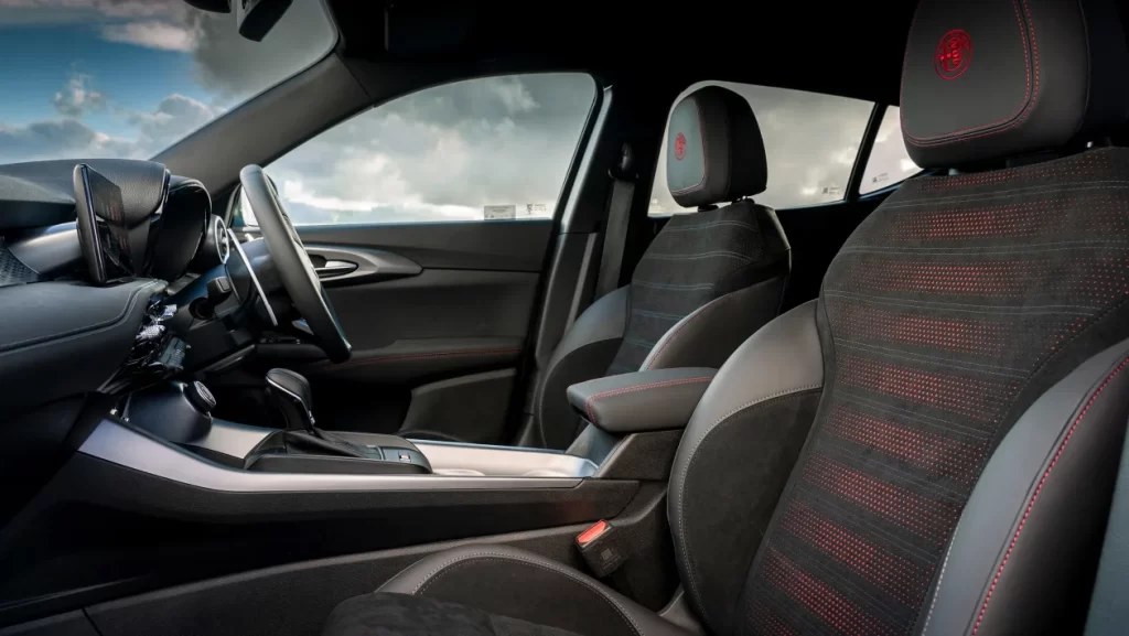 Alfa Tonale SUV 11