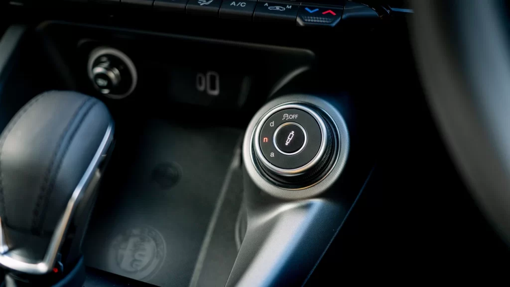 Alfa Tonale SUV 8