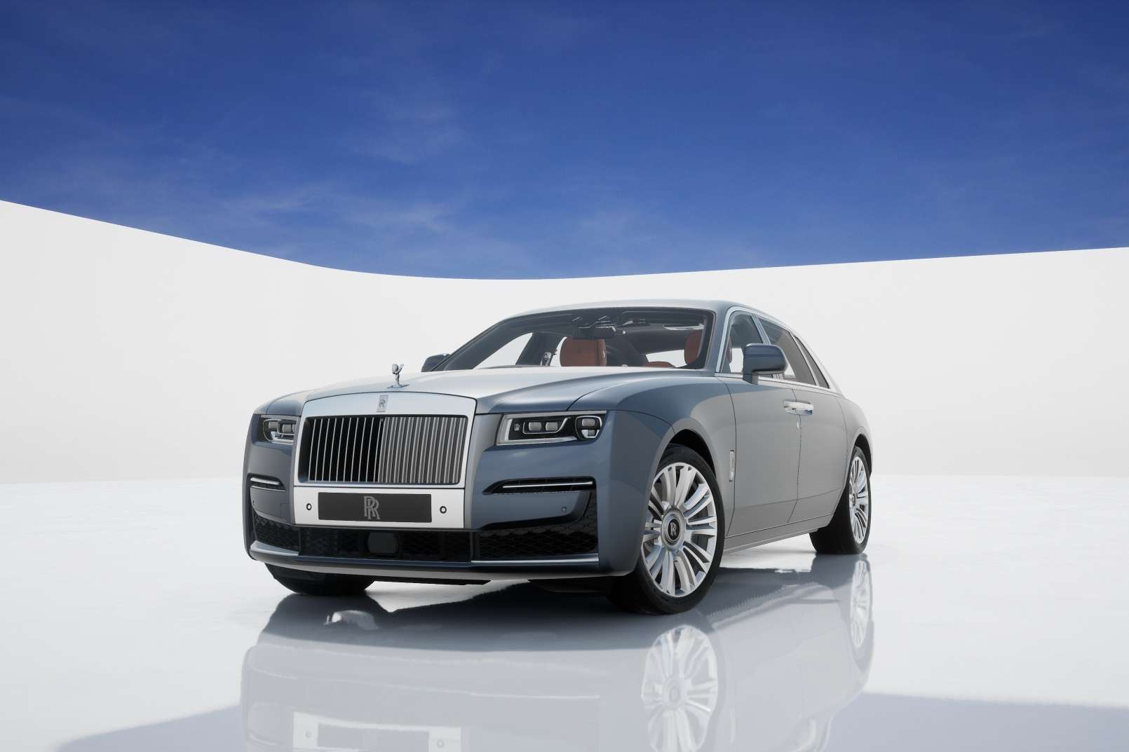 Tips When Buying A Rolls Royce Ghost For Your Chauffeur Business 1